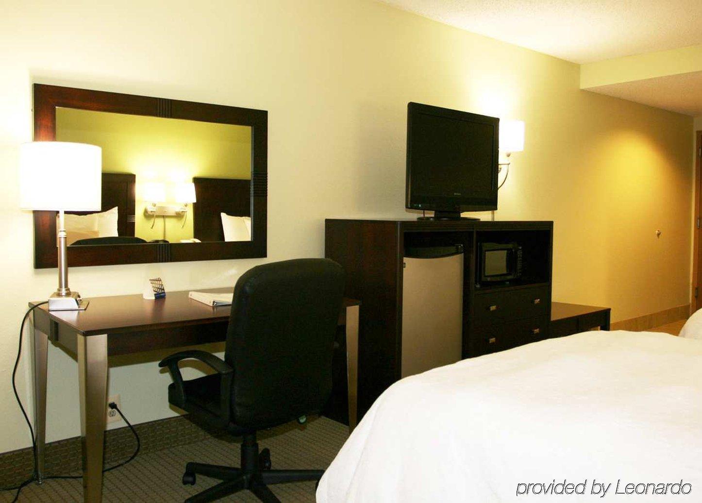 Hampton Inn Sulphur Lake Charles Room photo